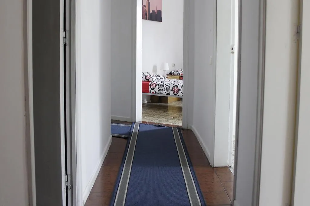 Cozy Apartment Near Sagrada Familia 巴塞罗那