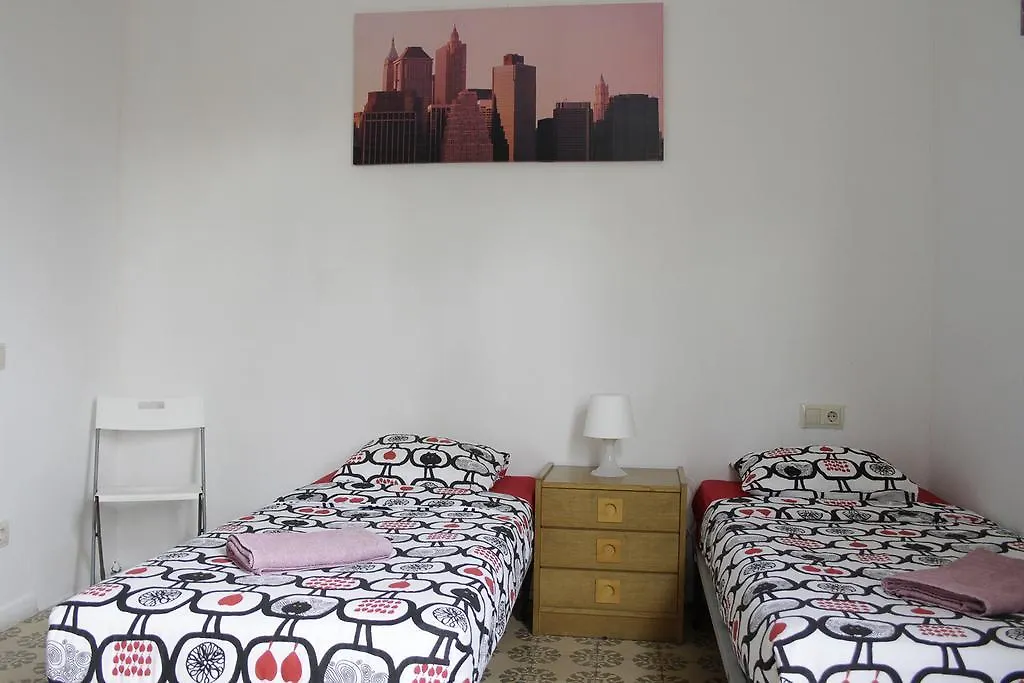 Cozy Apartment Near Sagrada Familia 巴塞罗那 0*,  西班牙
